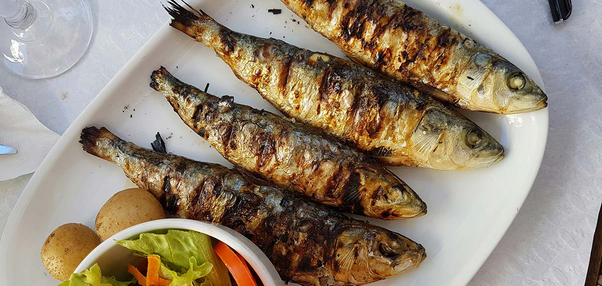 cucina tradizionale albanese peshk i pjekur